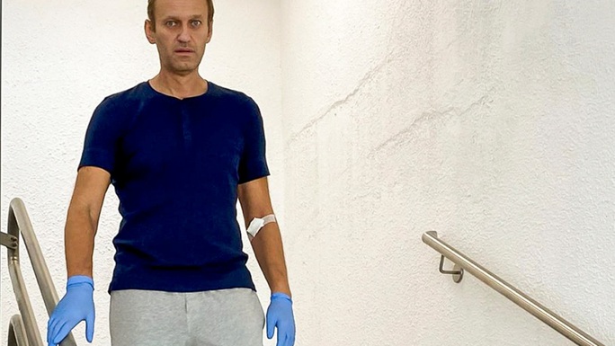 Ông Navalny xuất viện, Nga chào đón về nước - Ảnh 1. Ông Navalny xuất viện, Nga chào đón về nước - Ảnh 1.