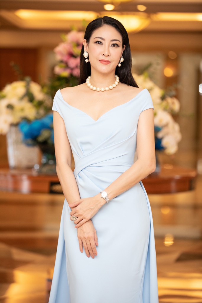 hoa-hau-ha-kieu-anh-1-1600922813040157031931.jpg