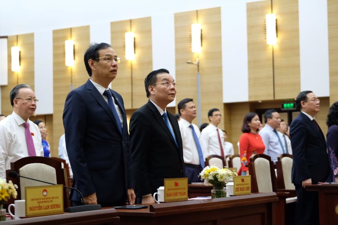 100% đại biểu HĐND TP Hà Nội đồng ý bãi nhiệm ông Nguyễn Đức Chung - Ảnh 6.