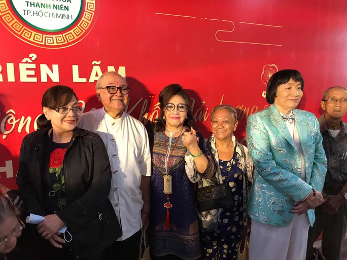 Đông đảo nghệ sĩ xem triển lãm ảnh của NSND Minh Vương - Ảnh 10. Đông đảo nghệ sĩ xem triển lãm ảnh của NSND Minh Vương - Ảnh 10.