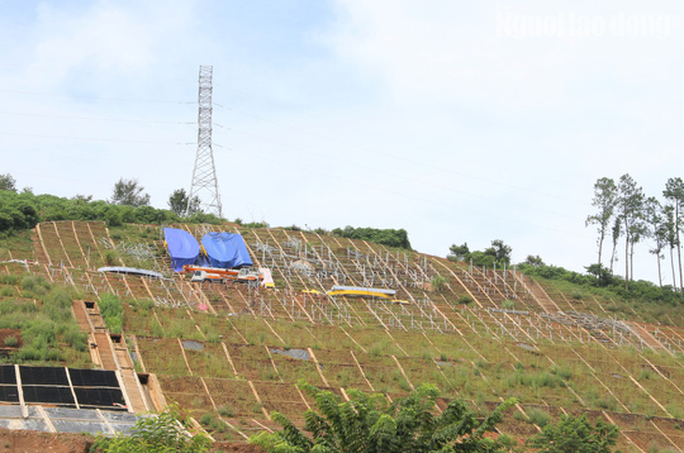 Clip, images of the 11 slogan installation project, which cost more than 10 billion VND in Hoa Binh - Photo 5.