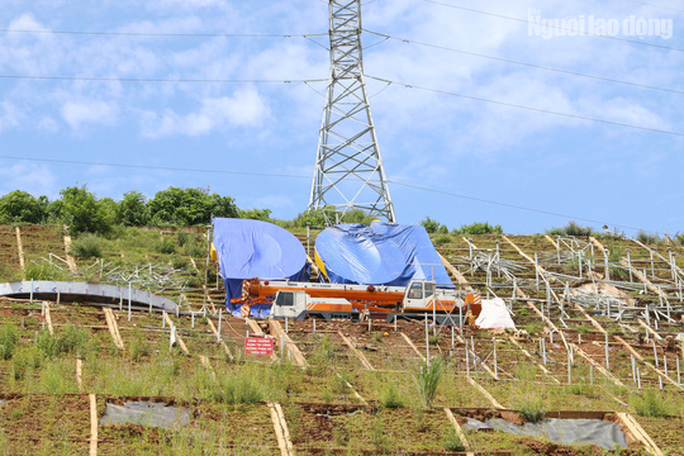 Clip, images of the 11 slogan installation project, which cost more than 10 billion VND in Hoa Binh - Photo 4.