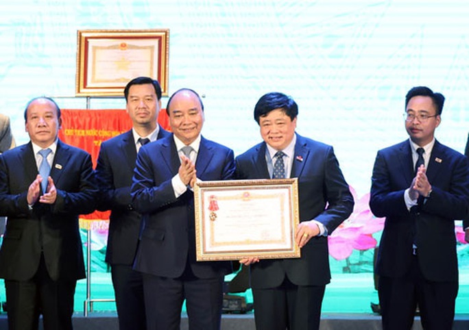 Đài Tiếng nói Việt Nam nhận nhiều phần thưởng cao quý - Ảnh 1. Đài Tiếng nói Việt Nam nhận nhiều phần thưởng cao quý - Ảnh 1.