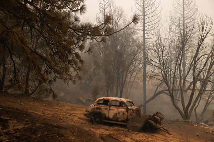 Phi công Mỹ kể về nỗi hãi hùng của cháy rừng California - Ảnh 4.