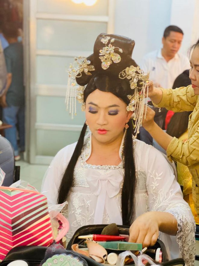 MC Đại Nghĩa giả gái cực chất - Ảnh 6.