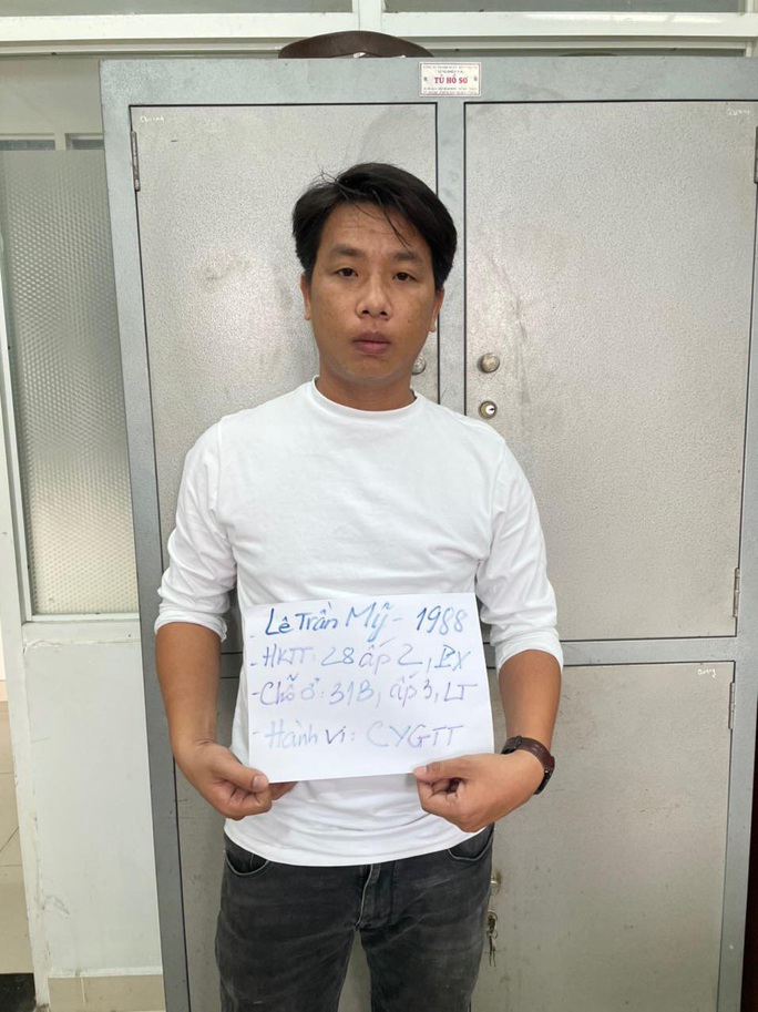 Sự thật nguyên nhân vụ truy sát dậy sóng cộng đồng mạng ở Nhà Bè, TP HCM - Ảnh 3. Sự thật nguyên nhân vụ truy sát dậy sóng cộng đồng mạng ở Nhà Bè, TP HCM - Ảnh 3.