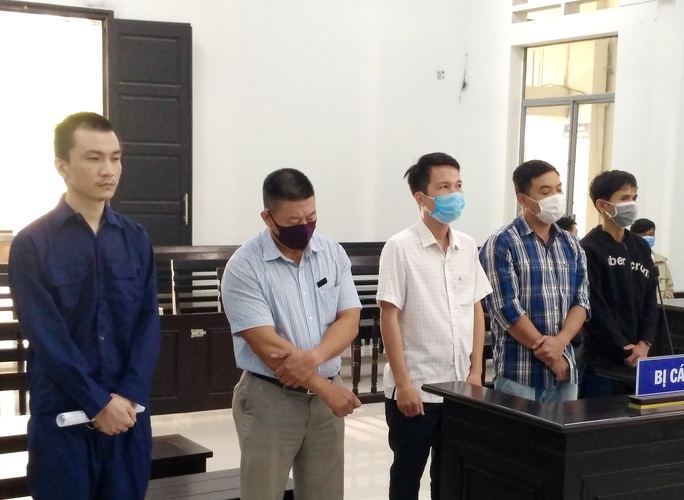 Điều tra bổ sung vụ biến người Trung Quốc thành người Việt Nam - Ảnh 1. Điều tra bổ sung vụ biến người Trung Quốc thành người Việt Nam - Ảnh 1.