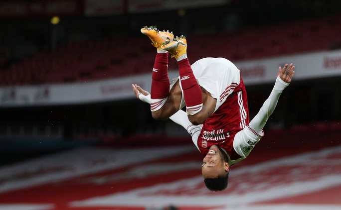 Hung thần Aubameyang bùng nổ, Arsenal thắng giòn giã Newcastle - Ảnh 3.