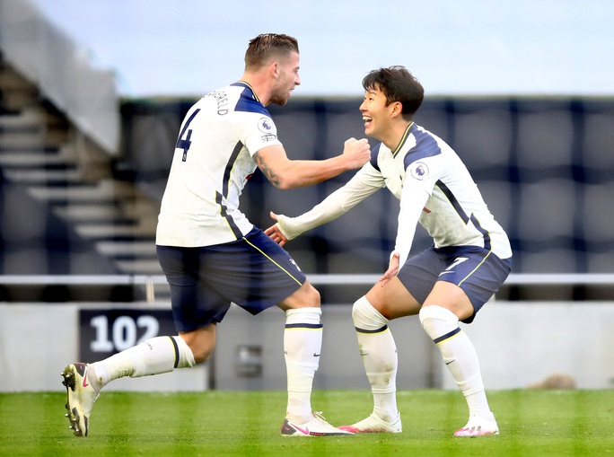 Son Heung-min chạm mốc 100 bàn thắng, Tottenham bay bổng Top 3 Ngoại hạng - Ảnh 7.