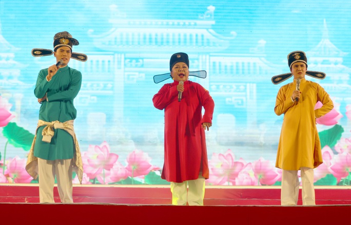 Gala Mai Vàng 2021 - “Tết yêu thương”: Huỳnh Lập khuấy động với Táo quân du Xuân - Ảnh 3.
