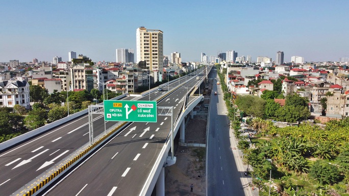 Toàn cảnh những công trình gỡ ùn tắc giao thông cho Hà Nội thời gian qua - Ảnh 16.