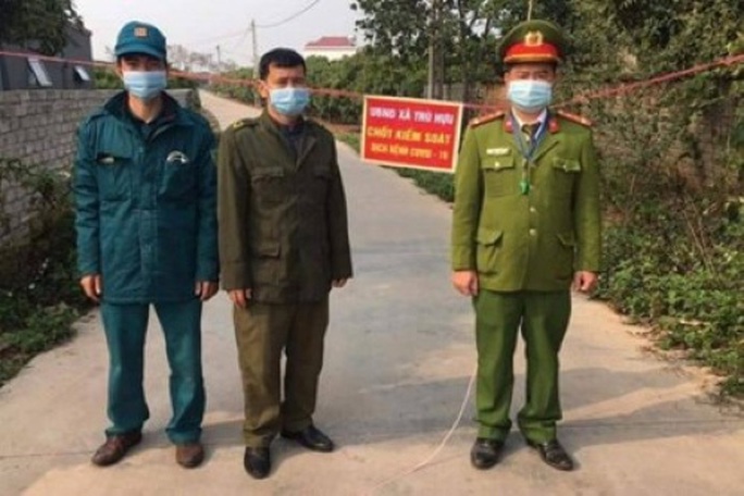 2 t&agrave;i xế tiếp x&uacute;c ca Covid-19 vẫn v&ocirc; tư đi chơi Tết: Ph&ecirc; b&igrave;nh chủ tịch, trưởng c&ocirc;ng an x&atilde; - Ảnh 1.