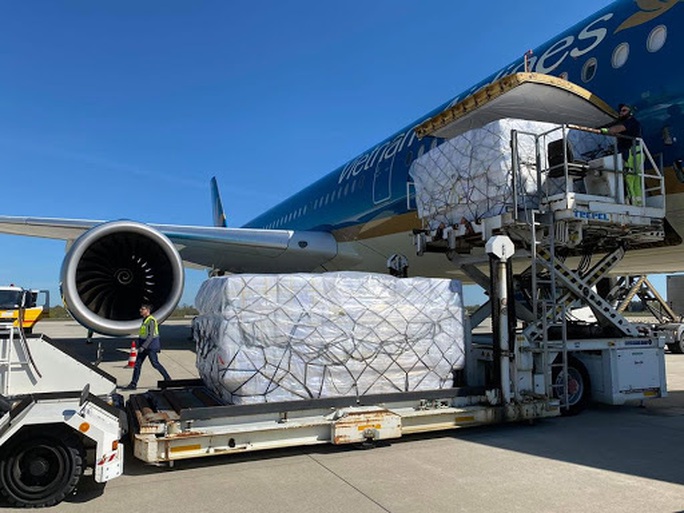 Vietnam Airlines đề xuất vận chuyển vắc-xin Covid-19 về Việt Nam - Ảnh 1. Vietnam Airlines đề xuất vận chuyển vắc-xin Covid-19 về Việt Nam - Ảnh 1.