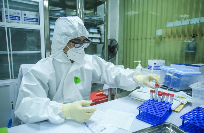 CLIP: Many volunteers registered to test Covid-19 vaccine at the age of 60-70 - Photo 12. CLIP: Many volunteers registered to test Covid-19 vaccine at the age of 60-70 - Photo 12.