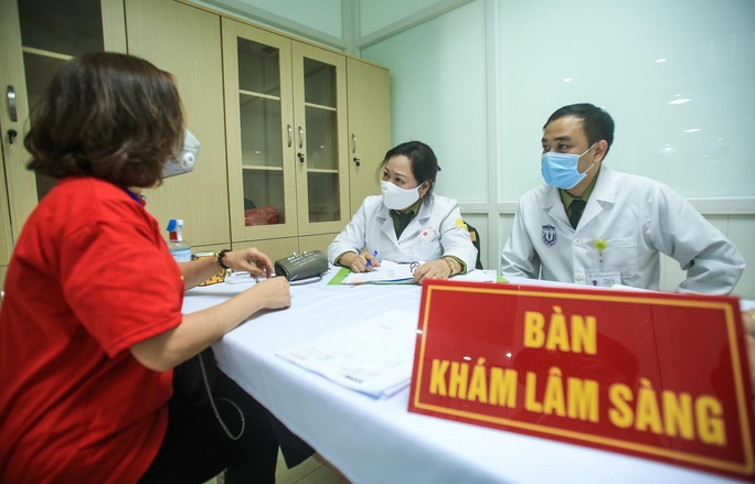 CLIP: Many volunteers registered to test Covid-19 vaccine at the age of 60-70 - Photo 20. CLIP: Many volunteers registered to test Covid-19 vaccine at the age of 60-70 - Photo 20.