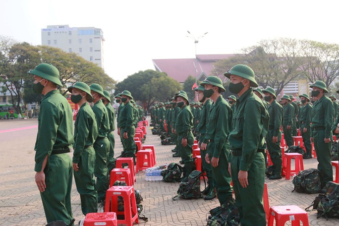 Nữ tân binh: Nghĩa vụ bảo vệ Tổ quốc không chỉ của riêng nam giới - Ảnh 5. Nữ tân binh: Nghĩa vụ bảo vệ Tổ quốc không chỉ của riêng nam giới - Ảnh 5.
