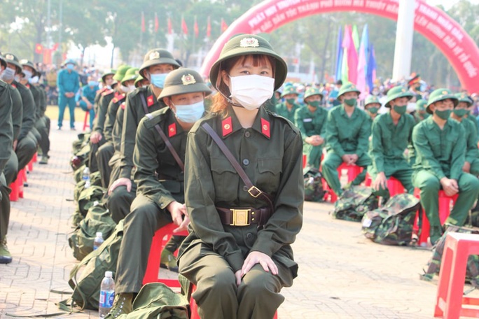 Nữ tân binh: Nghĩa vụ bảo vệ Tổ quốc không chỉ của riêng nam giới - Ảnh 3. Nữ tân binh: Nghĩa vụ bảo vệ Tổ quốc không chỉ của riêng nam giới - Ảnh 3.