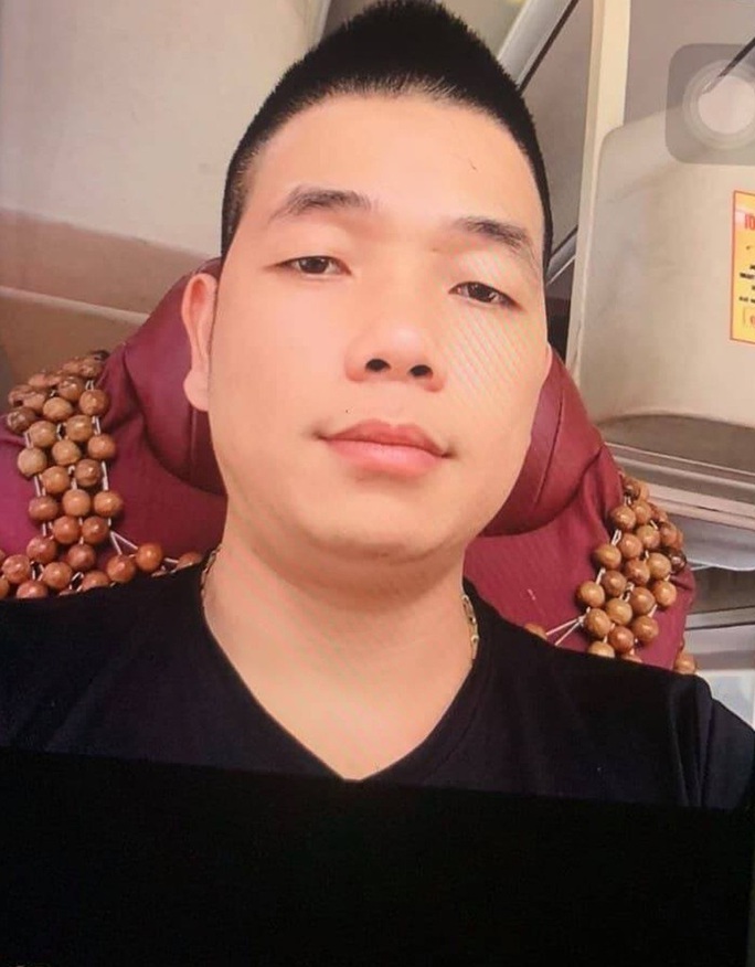 Công an truy tìm người đàn ông bỏ chạy khi đi cùng 7 người Trung Quốc nhập cảnh trái phép - Ảnh 2. Công an truy tìm người đàn ông bỏ chạy khi đi cùng 7 người Trung Quốc nhập cảnh trái phép - Ảnh 2.