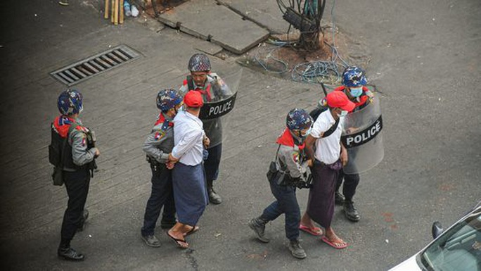 Nóng: Myanmar sa thải đại sứ cầu cứu Liên Hiệp Quốc - Ảnh 3.