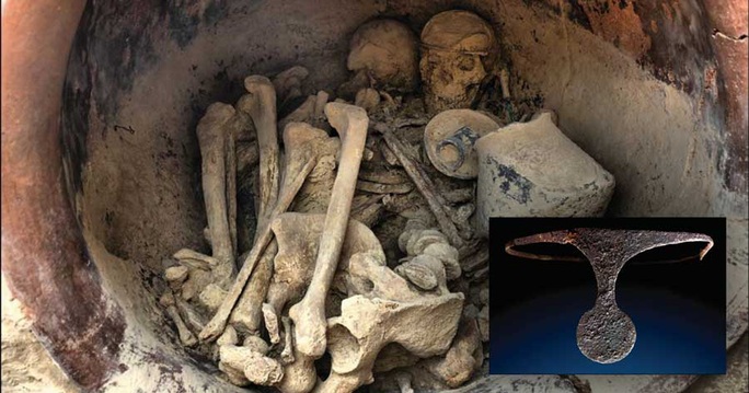 Đôi nam nữ trong mộ cổ đầy châu báu: bí ẩn nữ vương 3.700 tuổi - Ảnh 1.