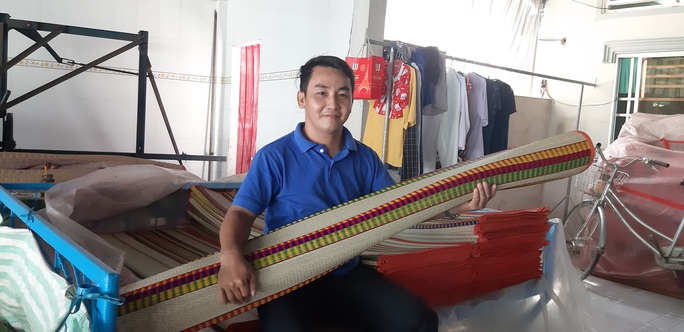CLIP: Ngỡ ngàng làng chiếu trăm năm được UNESCO vinh danh - Ảnh 21. CLIP: Ngỡ ngàng làng chiếu trăm năm được UNESCO vinh danh - Ảnh 21.
