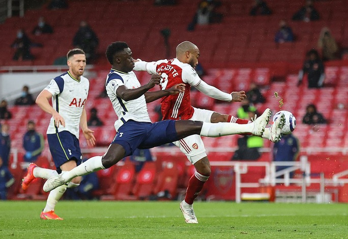 Nghiệt ngã phạt đền và thẻ đỏ, Tottenham thua đau Arsenal trận derby - Ảnh 1.