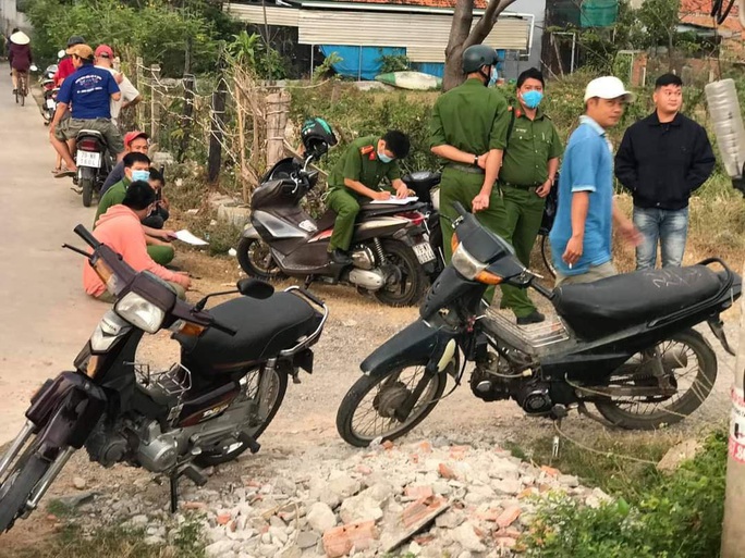 Khánh Hòa: Phát hiện một thi thể người nam dạt vào bờ sông - Ảnh 2. Khánh Hòa: Phát hiện một thi thể người nam dạt vào bờ sông - Ảnh 2.