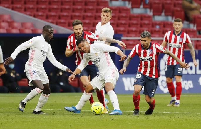 Benzema cứu Real Madrid, Atletico nợ chồng chất trận derby thủ đô - Ảnh 7.