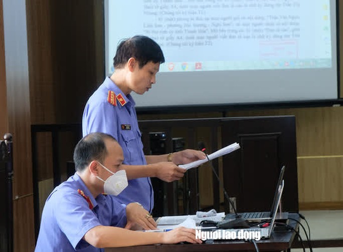 Có nhiều tình tiết giảm nhẹ, cựu phó Chủ tịch HĐND thị xã Nghi Sơn bị đề nghị 24-30 tháng tù - Ảnh 2.