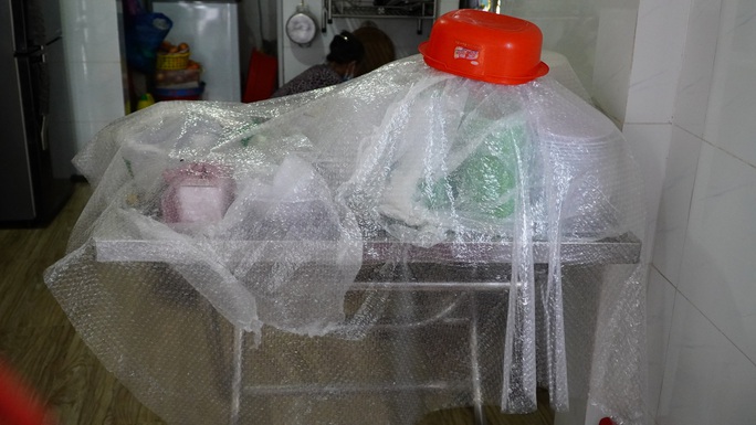 TP HCM: Bán mang về ế ẩm, hàng quán tại quận 7 chờ ngày phục vụ tại chỗ - Ảnh 4.