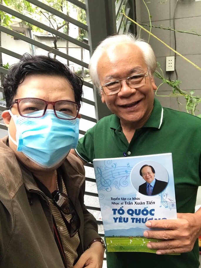 Nhạc sĩ Trần Xuân Tiến ra mắt tuyển tập Tổ quốc yêu thương - Ảnh 3.