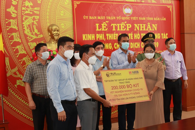 Tổng Thư ký Quốc hội vận động hỗ trợ Đắk Lắk 200.000 bộ kit test Covid-19 - Ảnh 2. Tổng Thư ký Quốc hội vận động hỗ trợ Đắk Lắk 200.000 bộ kit test Covid-19 - Ảnh 2.