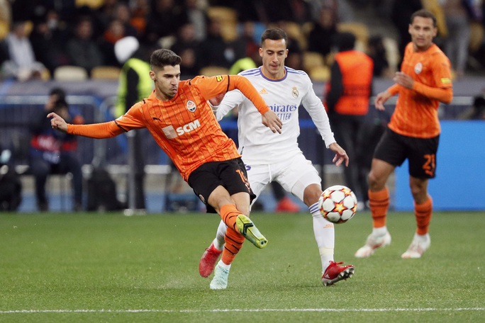 Thắng hủy diệt Shakhtar Donetsk, Real Madrid chạy đà chờ siêu kinh điển - Ảnh 3.