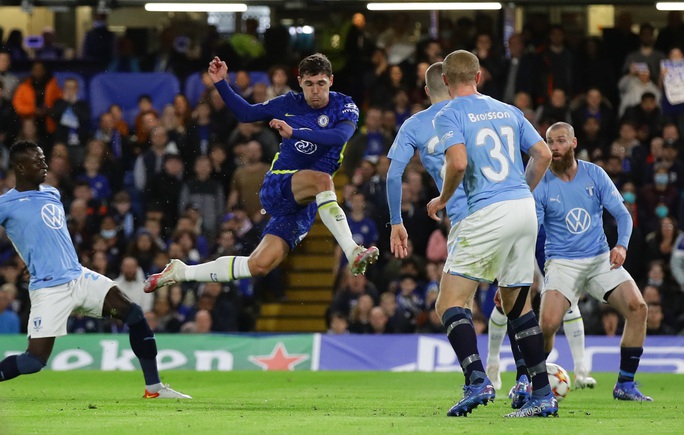 Chelsea mở đại tiệc ở Stamford Bridge, mơ tranh ngôi đầu Champions League - Ảnh 2.