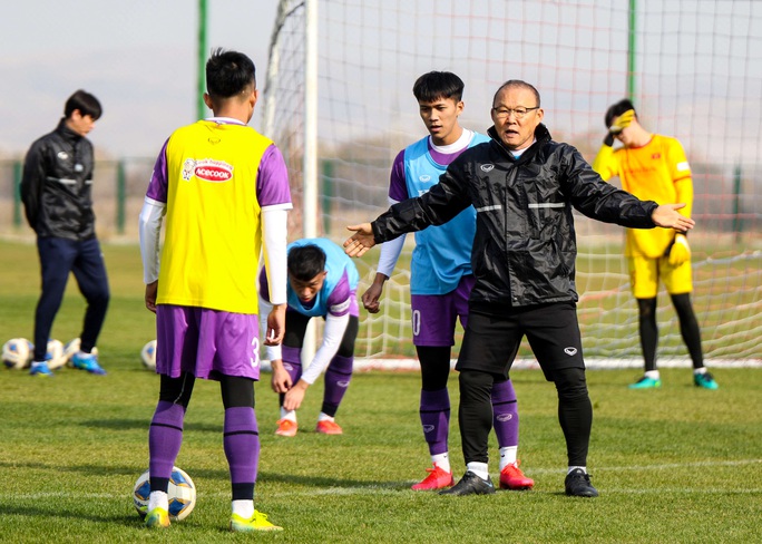 Thầy Park tích cực làm mới U23 Việt Nam trước trận đấu quyết định với U23 Myanmar - Ảnh 7.