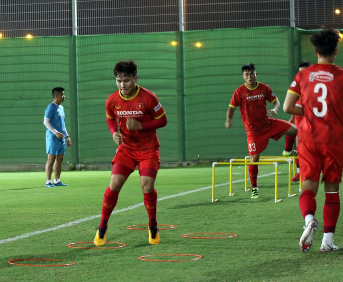 Hồng Duy: Chúng tôi quyết tâm giành chiến thắng trước đội tuyển Trung Quốc - Ảnh 7.