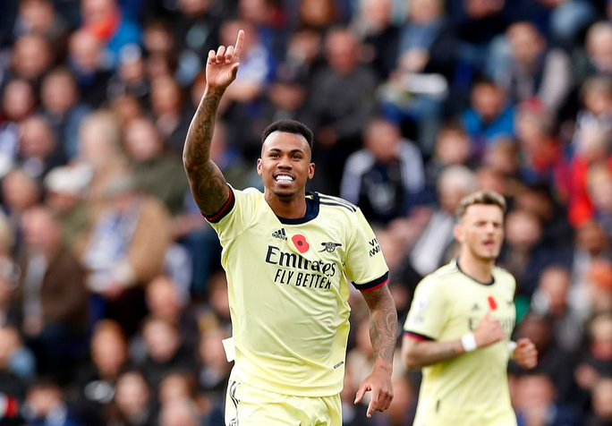 Leicester vỡ trận sân nhà, Arsenal bất bại ở King Power - Ảnh 3.