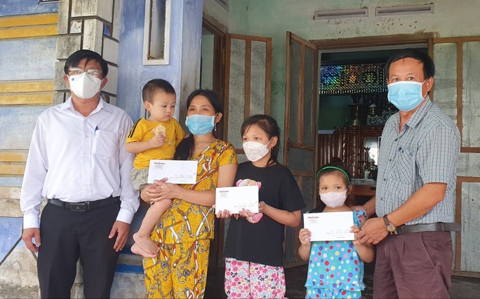 Chương trình “Tình thương cho em” đến với 5 trẻ mồ côi vì Covid-19 ở Phú Yên - Ảnh 1.
