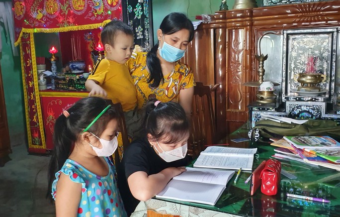 Chương trình “Tình thương cho em” đến với 5 trẻ mồ côi vì Covid-19 ở Phú Yên - Ảnh 2.