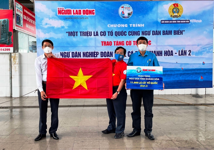 Chung tay giữ biển - Ảnh 1. Chung tay giữ biển - Ảnh 1.