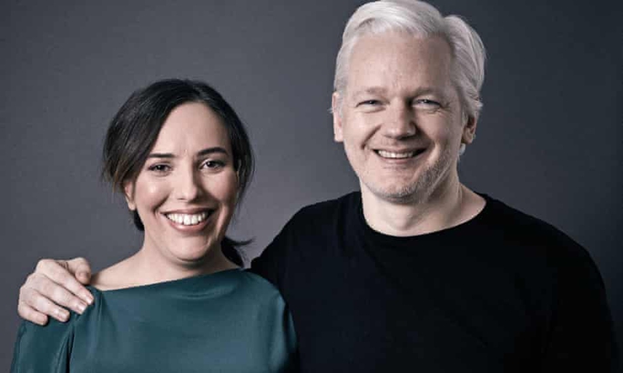 Ông chủ WikiLeaks làm đám cưới trong tù - Ảnh 1.