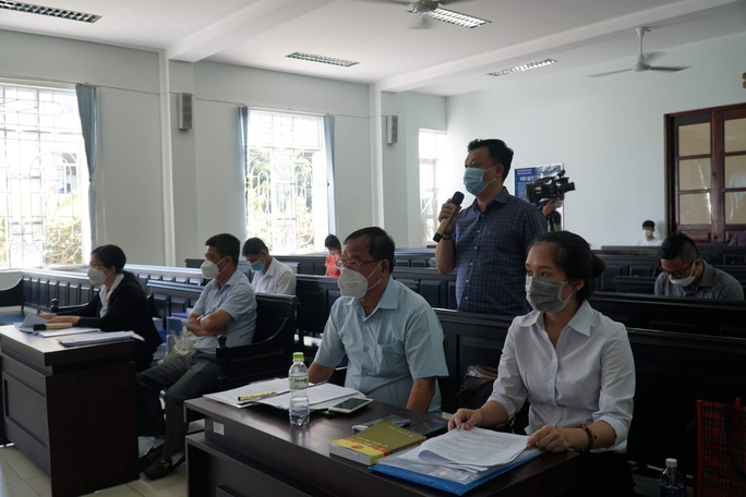 Gay cấn vụ tranh chấp ở dự án tại Mũi Đèn Đỏ, quận 7, TP HCM - Ảnh 1. Gay cấn vụ tranh chấp ở dự án tại Mũi Đèn Đỏ, quận 7, TP HCM - Ảnh 1.