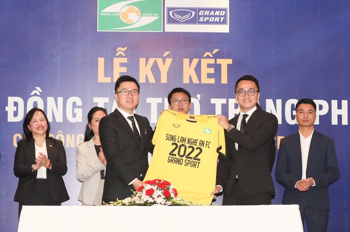 CLB Sông Lam Nghệ An hướng đến vị trí thứ 5 ở V-League 2022 - Ảnh 2.