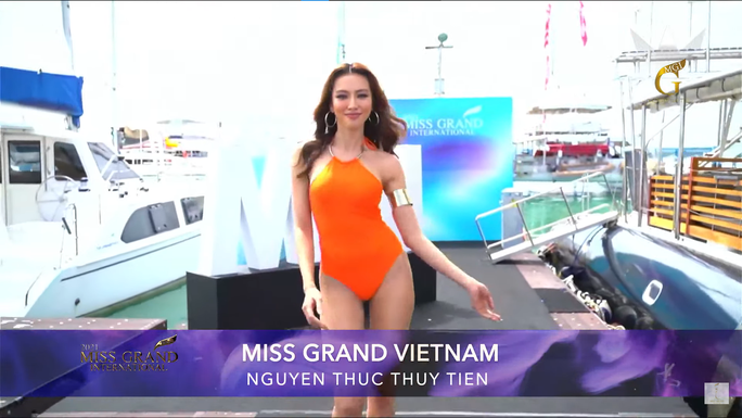 Đau bụng nhưng nhan sắc Việt vẫn ấn tượng trong phần thi bikini - Ảnh 5.