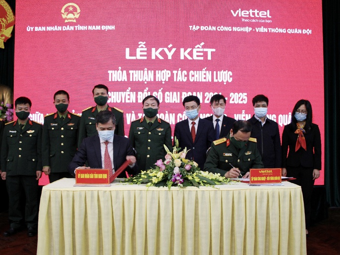 Quyết tâm đưa Tỉnh Nam Định lọt top 20 tỉnh dẫn đầu Chuyển đổi số - Ảnh 1.