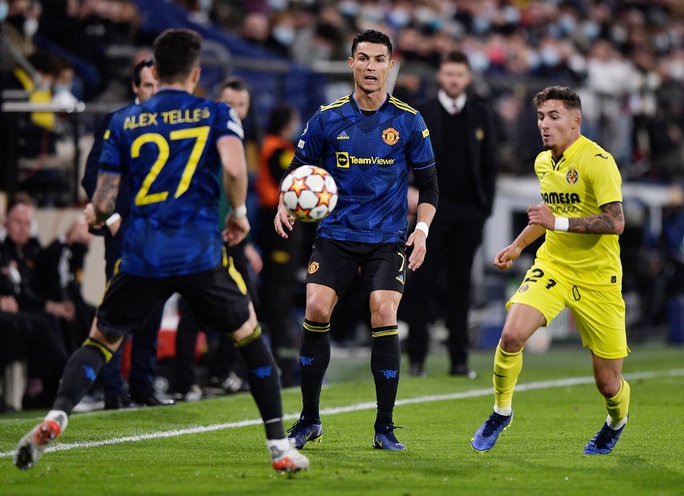 Thắng không tưởng Villarreal, Man United vượt vòng bảng Champions League - Ảnh 1.