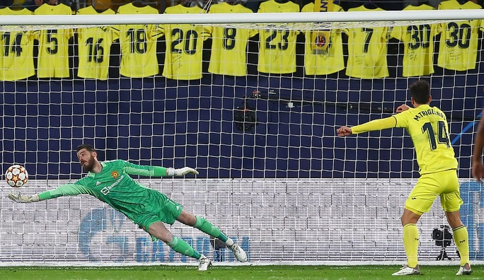 Thắng không tưởng Villarreal, Man United vượt vòng bảng Champions League - Ảnh 3.