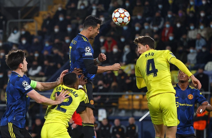 Thắng không tưởng Villarreal, Man United vượt vòng bảng Champions League - Ảnh 2.