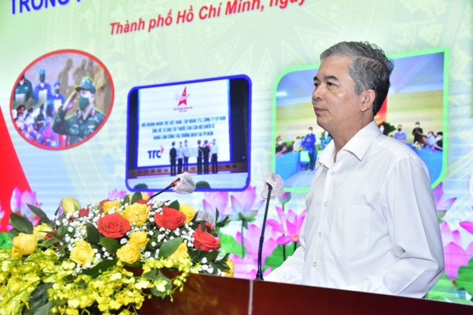 Bộ Tư lệnh TP HCM tôn vinh 89 tập thể, 18 cá nhân đồng hành phòng, chống dịch Covid-19 - Ảnh 1.