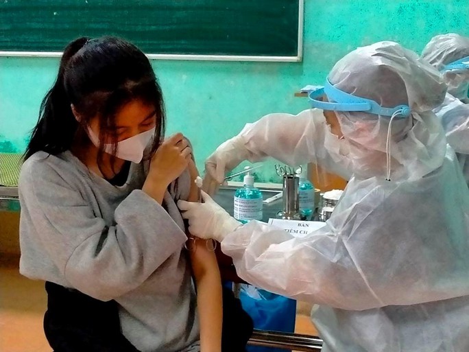 Thừa Thiên - Huế: Sức khỏe nữ sinh nhập viện sau tiêm vắc-xin Covid-19 đã ổn định - Ảnh 1.